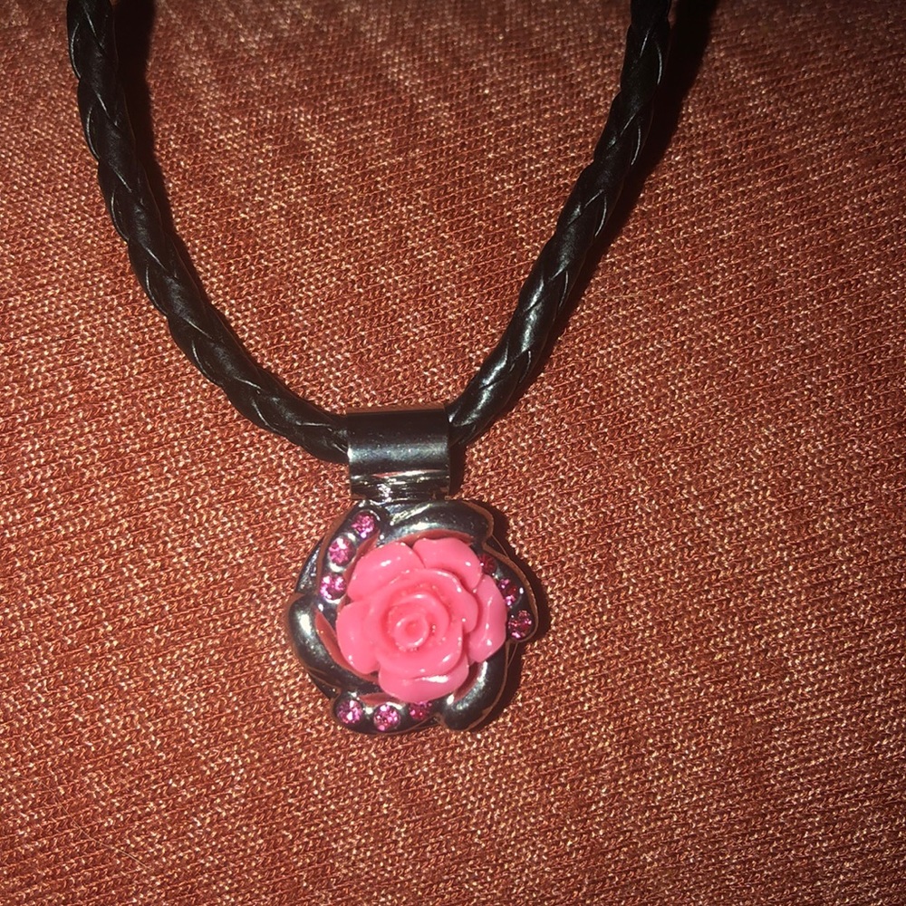 Snap necklace